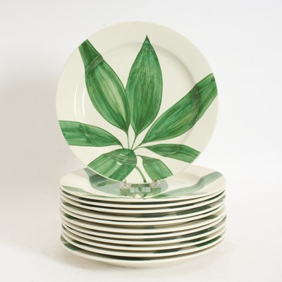 Lot 167 - Set of Twelve Este for Tiffany & Co. Leaf Pattern Dinner Plates