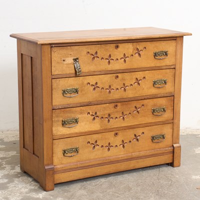 Lot 205 - Victorian Cottage Chest