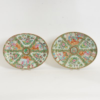 Lot 330 - Pair of Rose Medallion Oval Platters