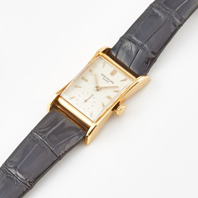 Lot Mans Gold Wrist Watch, 18 Jewels, Patek Philippe, 18K with box