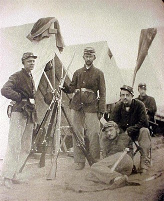 Lot 6 - [CIVIL WAR] Photograph of four soldiers in...