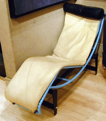 Lot 68 - Painted Metal Upholstered Chaise Longue Le...