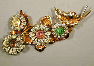 Lot 195 - Four Flower Brooch 1940s Set in gilt-metal,...
