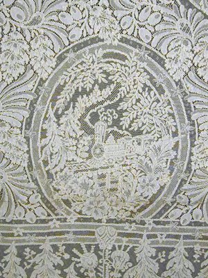 Lot 1135 - Westward Ho Lace Tablecloth Early 20th century...