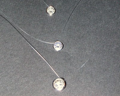 Lot 370 - Diamond Pendant Necklace