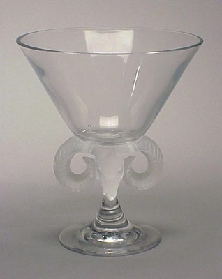 Lot 439 - Lalique Roscoff Bowl In clear glass, molded...
