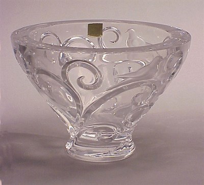 Lot 436 - Lalique Verone Jardiniere In clear and frosted...