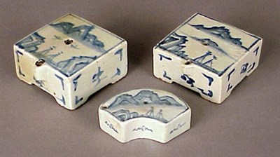 Lot 53 - Three Small Blue and White Waterdroppers 19th...