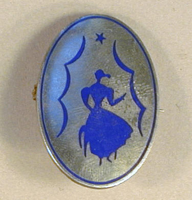 Lot 105 - Wiener Werkstatte Silver Oval Silhouette Pin...