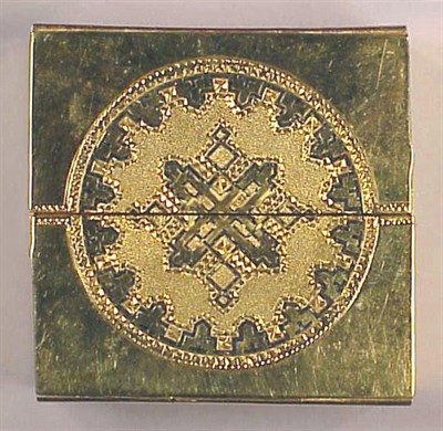 Lot 302 - Gold and Enamel Box 14 kt. yellow gold, of...