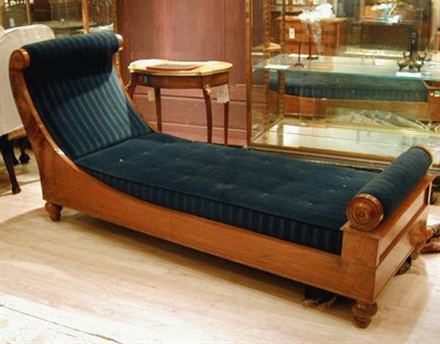 Lot 339 - Biedermeier Mahogany Chaise Longue
