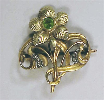 Lot 246 - Gold, Garnet and Rose-Cut Diamond Fob 14 kt....