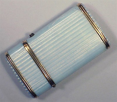 Lot 237 - Gold and Enamel Sewing Case 14 kt. yellow gold,...