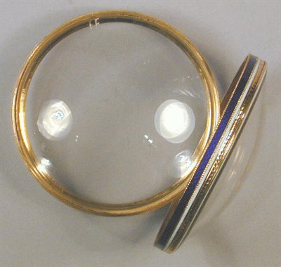Lot 435 - Gold, Enamel and Glass Box 18 kt. yellow gold,...