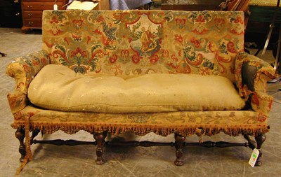 Lot 334 - William and Mary Style Walnut Settee The...