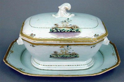 Lot 229 - Large Covered Tureen and Stand Length of stand...