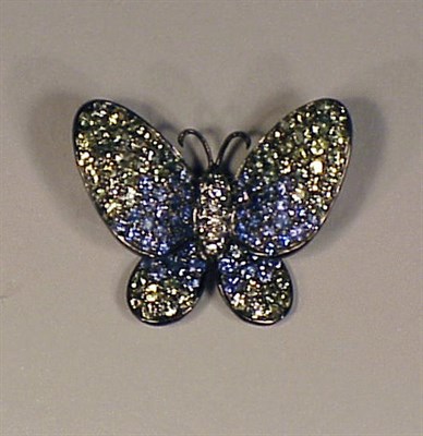Lot 226 - Diamond and Sapphire Butterfly Pin 18 kt....
