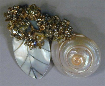 Lot 253 - Miriam Haskell Shell Pin Two shells attached...