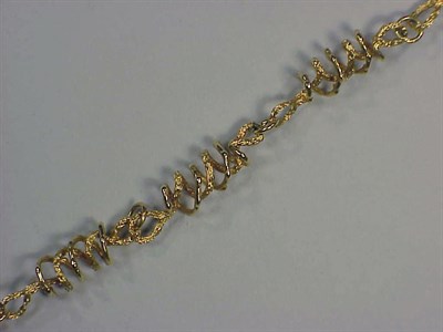 Lot 425 - Gold Necklace 18 kt. yellow gold, the flexible...