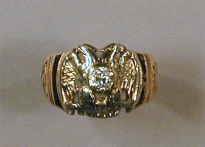 Lot 54 - Gold and Diamond Masonic Ring 14 kt. yellow...
