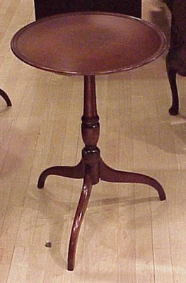 Lot 315 - Pair of Georgian Style Mahogany Tripod Tables