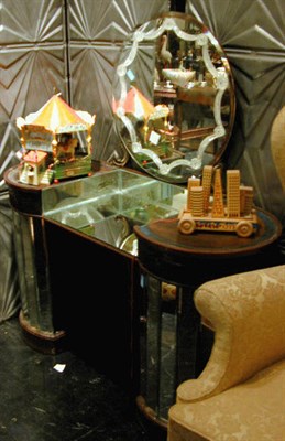 Lot 346 - Art Deco Mahogany Reniform Vanity with Mirror