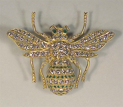 Lot 224 - Emerald and Diamond Bee Pin 14 kt. yellow gold,...
