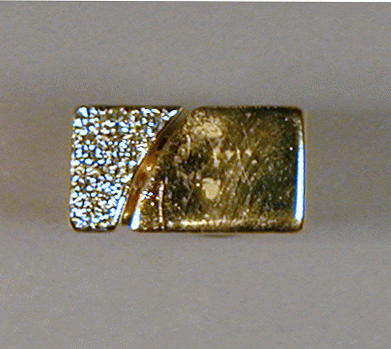 Lot 46 - Gold and Diamond Ring 14 kt. yellow gold, the...