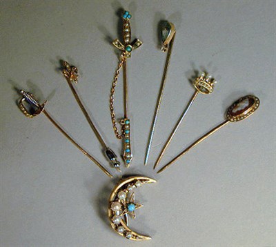 Lot 70 - Seven Assorted Pins Yellow gold and gold filled.