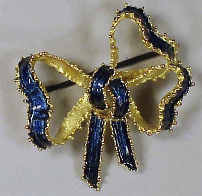 Lot 184 - Gold and Blue Enamel Bow Pin 18 kt. yellow...