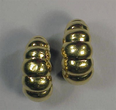 Lot 395 - Pair of Gold Hoop Earclips 14 kt. yellow gold,...