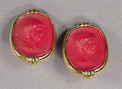 Lot 75 - Pair of Venetian Glass Earclips 18 kt. yellow...