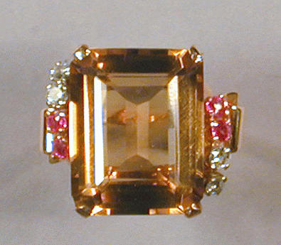 Lot 89 - Retro Style Citrine Ring 14 kt. yellow gold,...