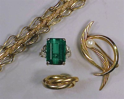 Lot 141 - Lot of Assorted Gold and Stone Jewelry...