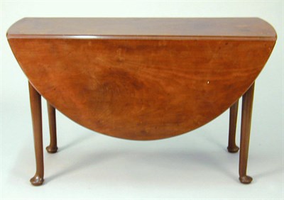 Lot 359 - George III Mahogany Drop-Leaf Table The...
