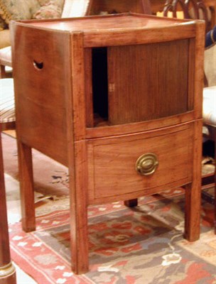 Lot 582 - George III Mahogany Pot Cupboard