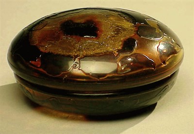 Lot 342 - D'Argental Cameo Glass Covered Box Cut with...