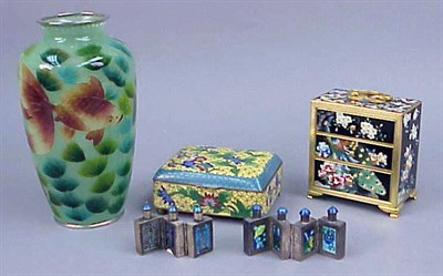 Lot 101 - Five Chinese and Japanese Cloisonne Boxes,...