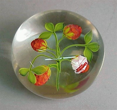Lot 122 - Paul Stankard Compound Strawberry Paperweight...