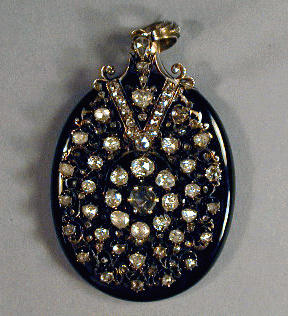 Lot 483A - Victorian Style Mourning Pendant Of oval...