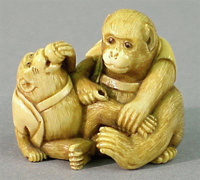 Lot 92 - Ivory Netsuke of Two Sarumawashi Monkeys Meiji...