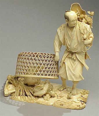 Lot 126 - Finely Carved and Detailed Sectional Ivory...