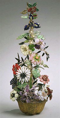 Lot 1036 - Gripoix Flower Arrangement