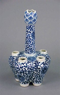 Lot 194 - Blue and White Porcelain Islamic-Form Flower...