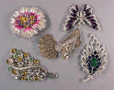 Lot 375 - Group of Decorative Pins Comprising multicolor...