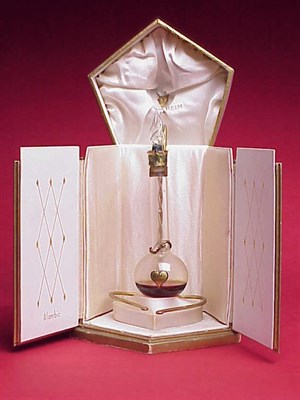 Lot 176 - Jacques Heim Alambic With wire holder,...
