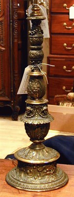 Lot 541 - Victorian Cast Bronze Lamp