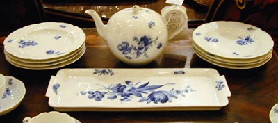 Lot 268 - Group of Meissen Porcelain Tea Articles...