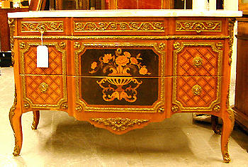 Lot 575 - Transitional Louis XV/XVI Style Gilt-Bronze...