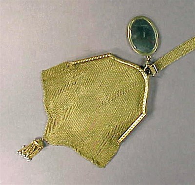 Lot 339 - Lady's Gold Mesh Evening Bag 14 kt. yellow...